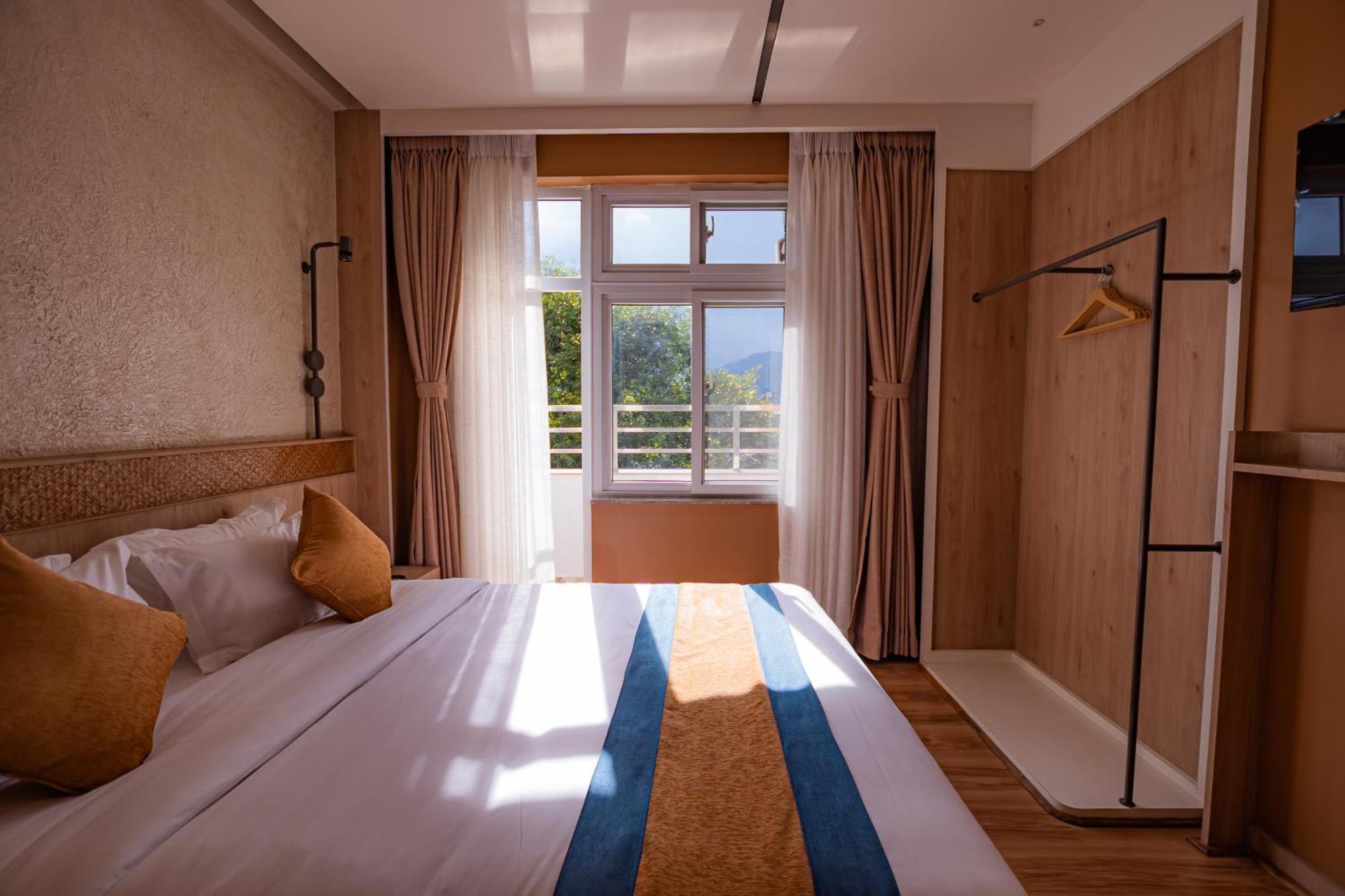 Hotel Vistara Kathmandu Bagian luar foto