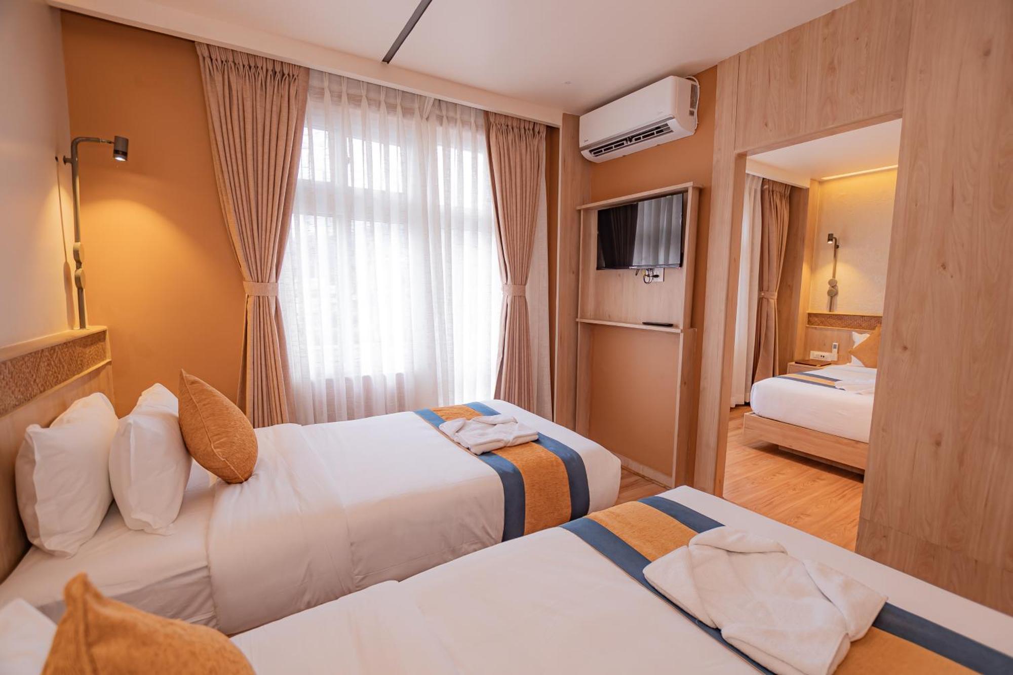 Hotel Vistara Kathmandu Bagian luar foto