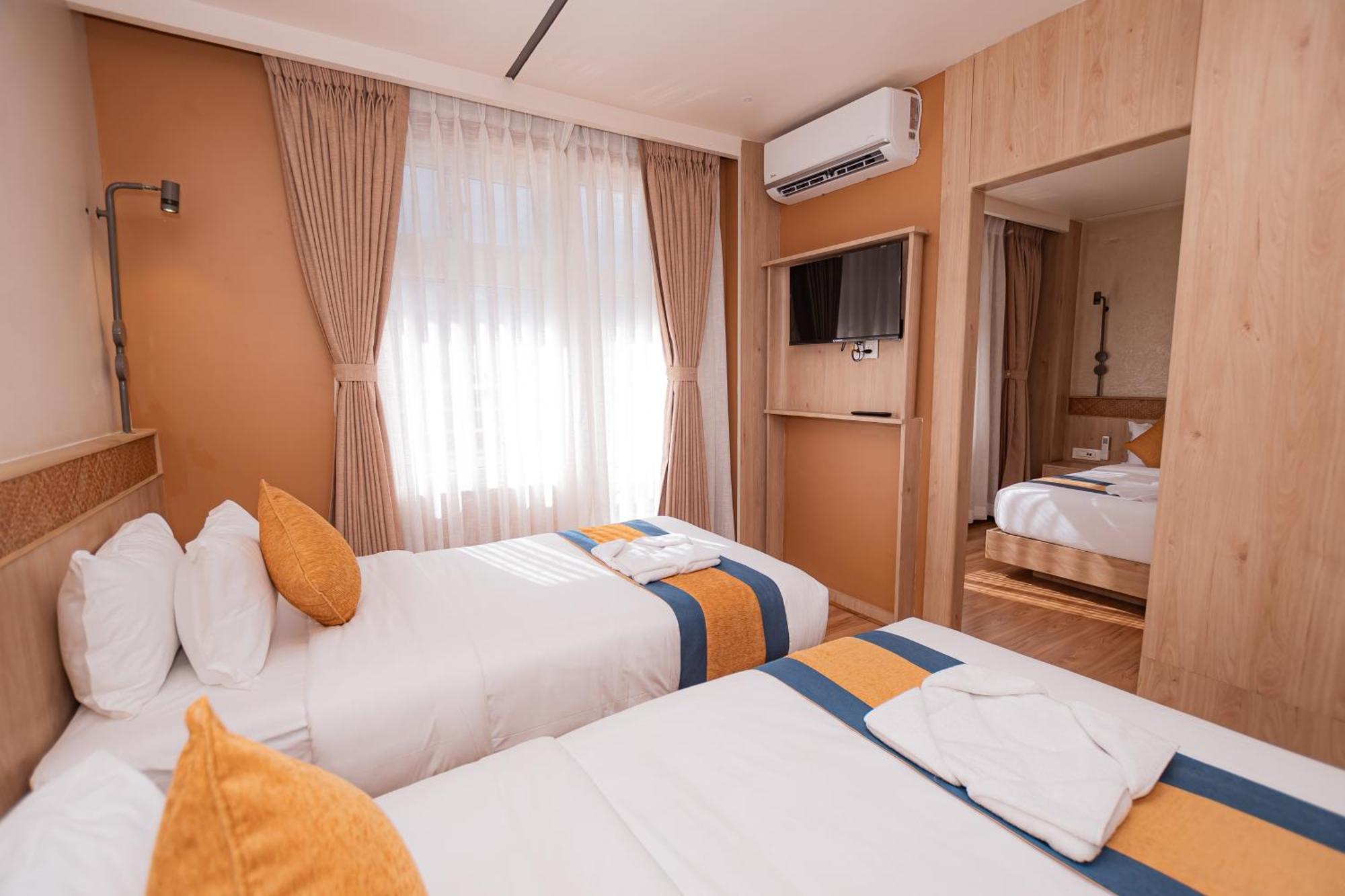 Hotel Vistara Kathmandu Bagian luar foto