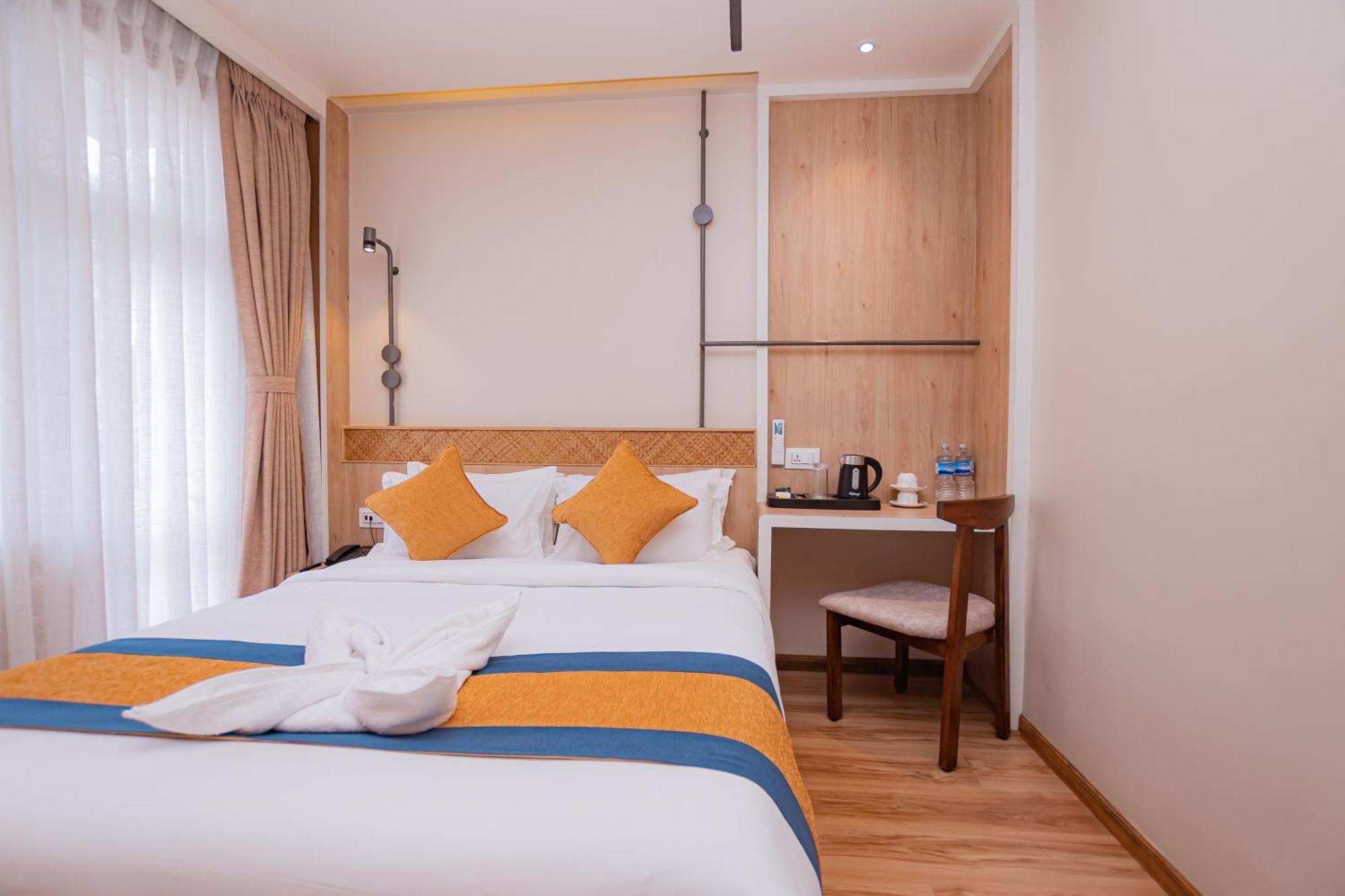 Hotel Vistara Kathmandu Bagian luar foto