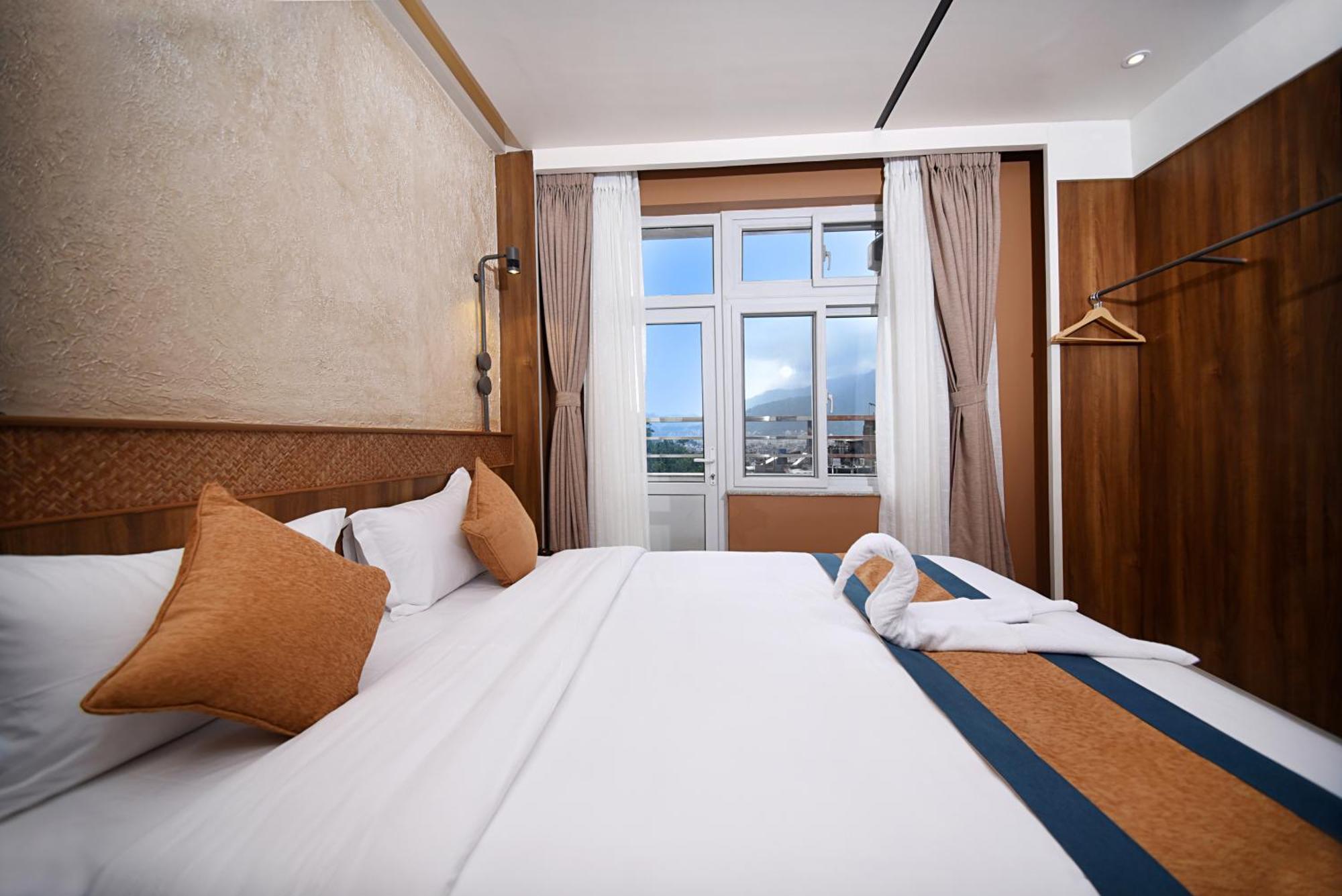 Hotel Vistara Kathmandu Bagian luar foto